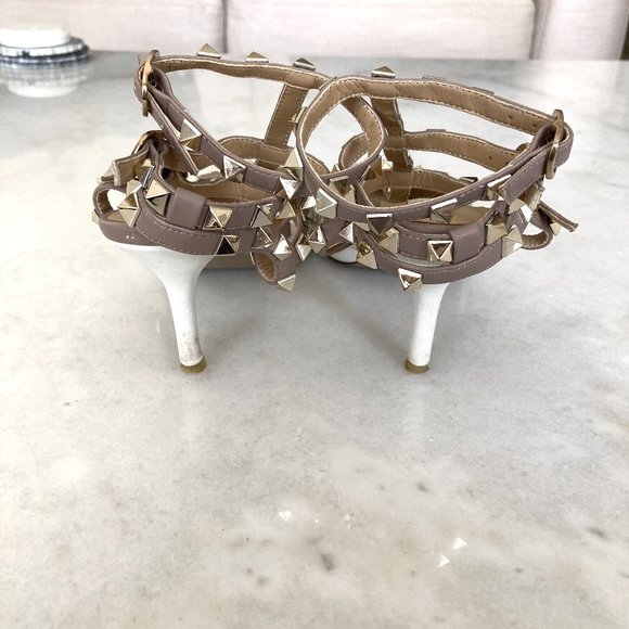 Valentino Garavani Rockstud caged pump ankle strap high heel leather shoes white - Picture 6 of 16